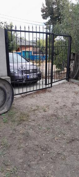 Casă cu Teren 600 Mp în Secuia
