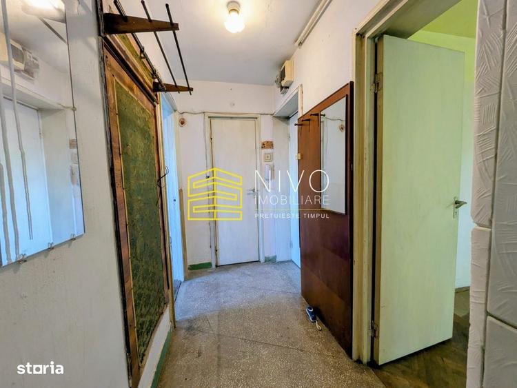 Apartament cu 3 camere semidecomandat în Corunca