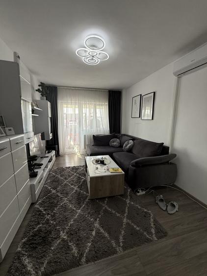 Apartament cu 2 camere decomandat în Rusu de Jos