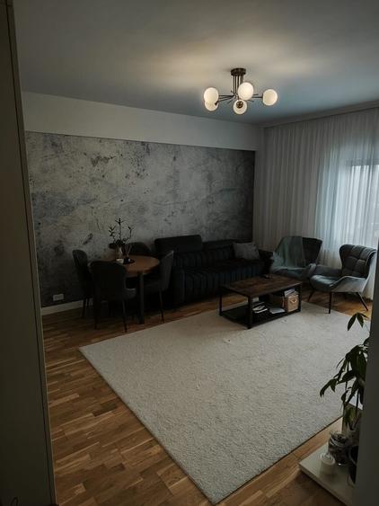Apartament cu 2 camere decomandat în Șcheia