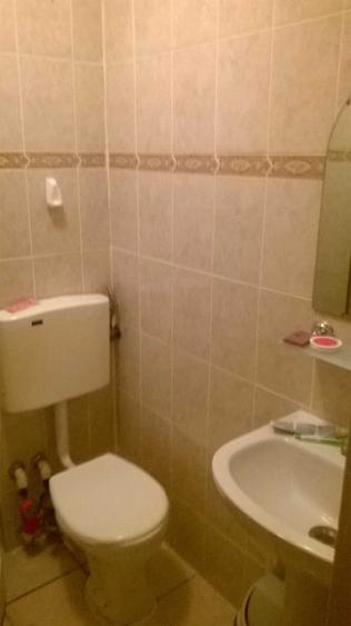 Garsonieră decomandată în Sud