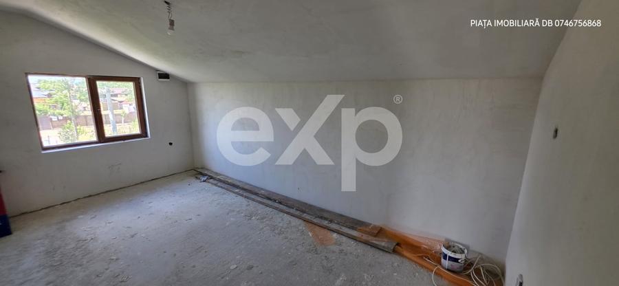 Casă individuală cu 7 camere cu Teren 2000 Mp în Colacu
