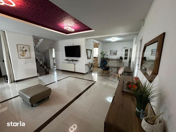 Casă cu 4 camere cu Teren 400 Mp în Central