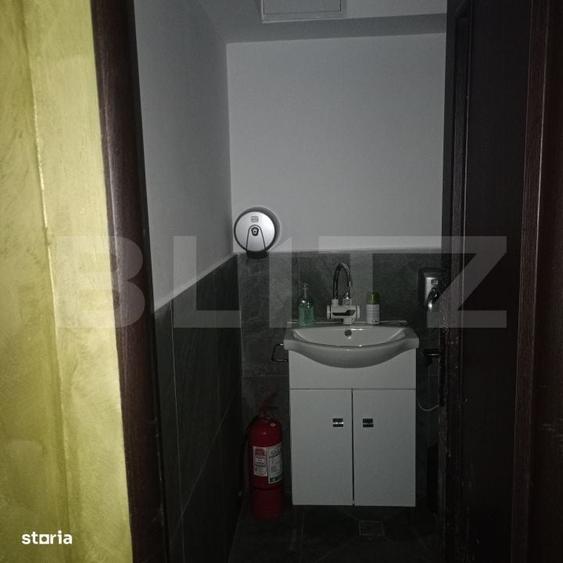 Spațiu comercial, de 55 mp, în Central