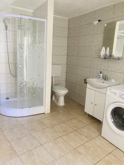 Casă individuală cu 3 camere cu Canalizare în Dacia