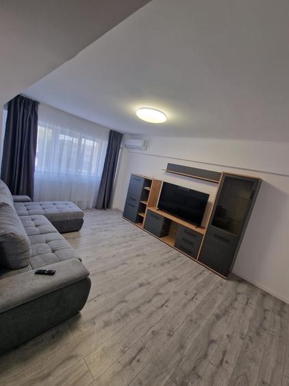 Apartament cu 2 camere decomandat în Exterior Vest