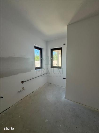 CASA SPATIOASA 4 DORMITOARE BUCATARIE INCHISA ZONA SERENA ASFALT SI TO - 11