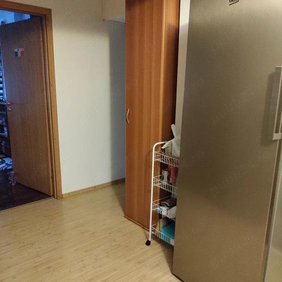 Apartament cu 4 camere decomandat în Cuza Vodă