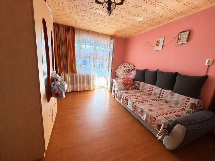 Vand Apartament Moldova Noua - 4