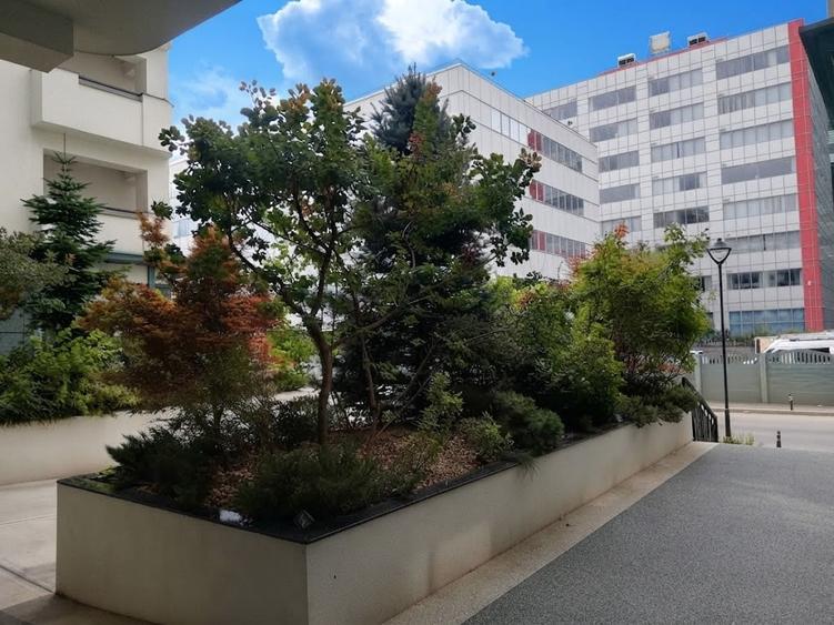 Apartament cu 2 camere decomandat, mobilat în Voluntari