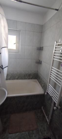 Apartament cu 2 camere decomandat în Dacia