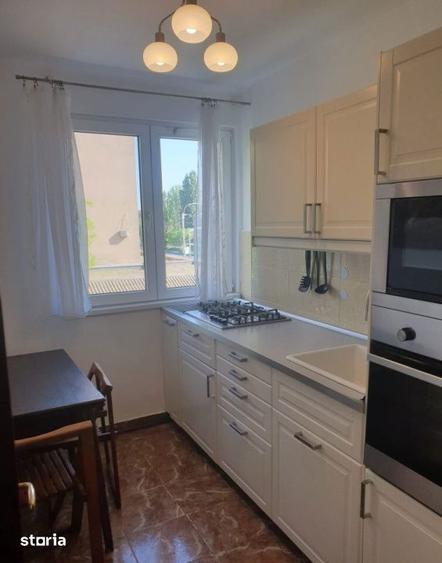 Apartament cu 2 camere decomandat, mobilat în Grivița