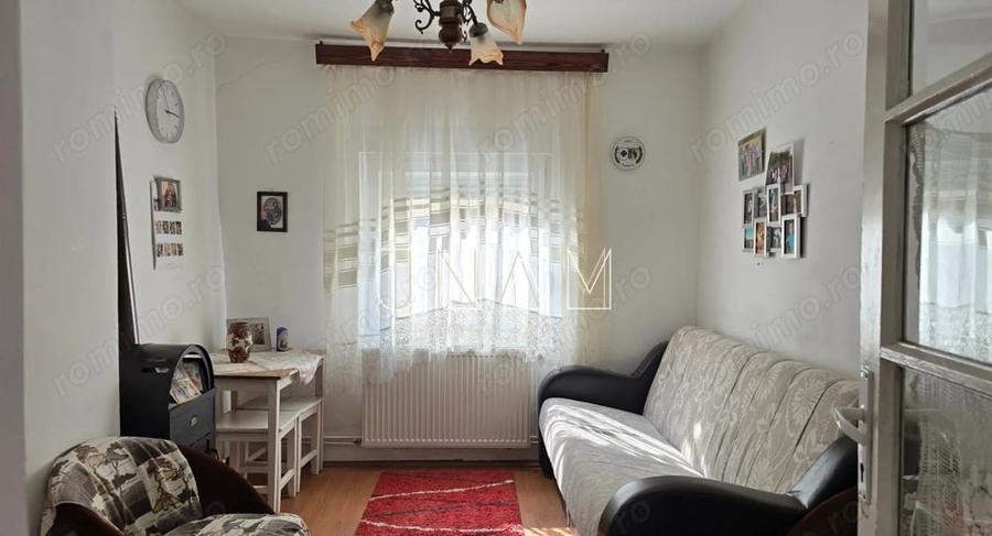 Casă cu 4 camere cu Teren 225 Mp în Muncitoresc