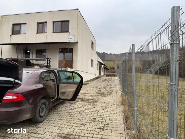 Spațiu comercial, de 318 mp, în Central