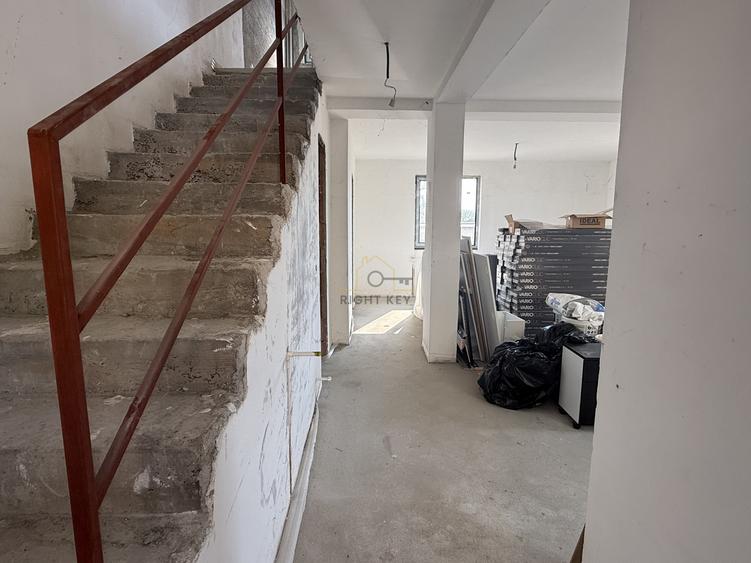 Duplex cu 4 camere cu Canalizare în Dragomirești-Vale