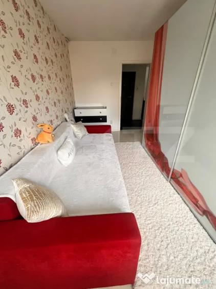 Apartament cu 4 camere decomandat, mobilat în Ultracentral