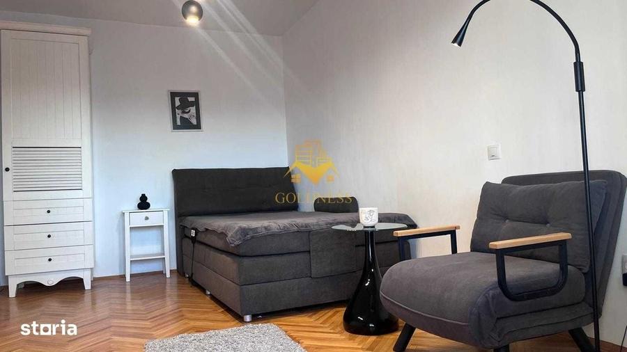 Apartament cu 3 camere decomandat în Central