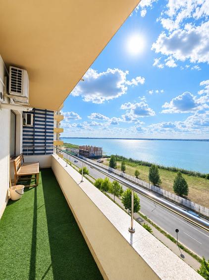 Apartament cu 2 camere semidecomandat, mobilat în Nord