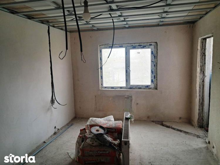 Apartament cu 3 camere în 9 Mai
