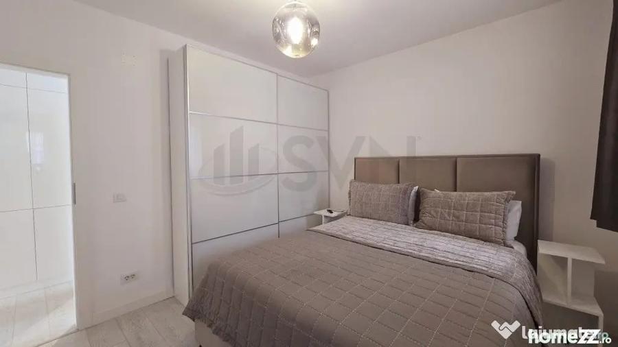 Apartament cu 2 camere semidecomandat, mobilat în Central
