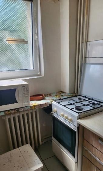 Garsonieră semidecomandată, mobilată în Iancului