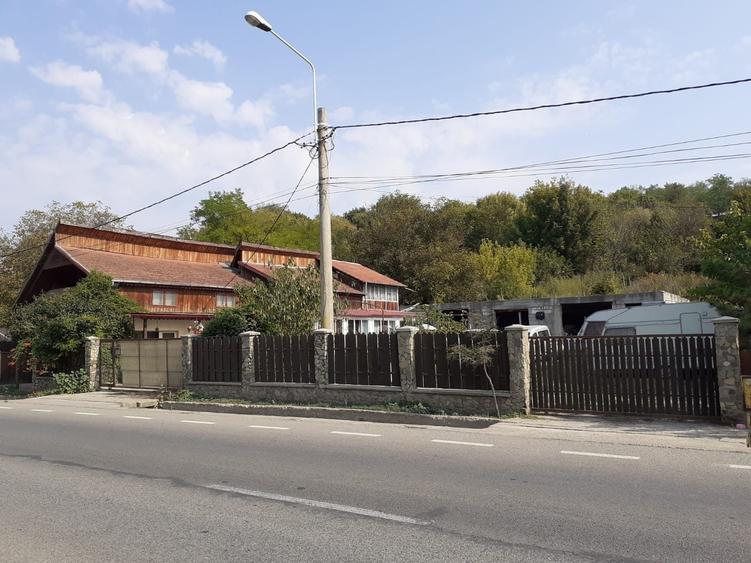Casă cu 4 camere în Central