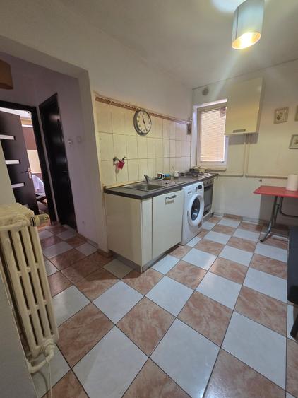 Apartament cu 2 camere circular în Drumul Taberei