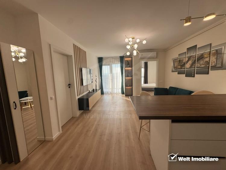 Apartament cu 3 camere semidecomandat, mobilat în Zorilor