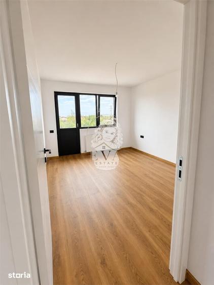 Casă cu 3 camere cu Teren 450 Mp în Berceni