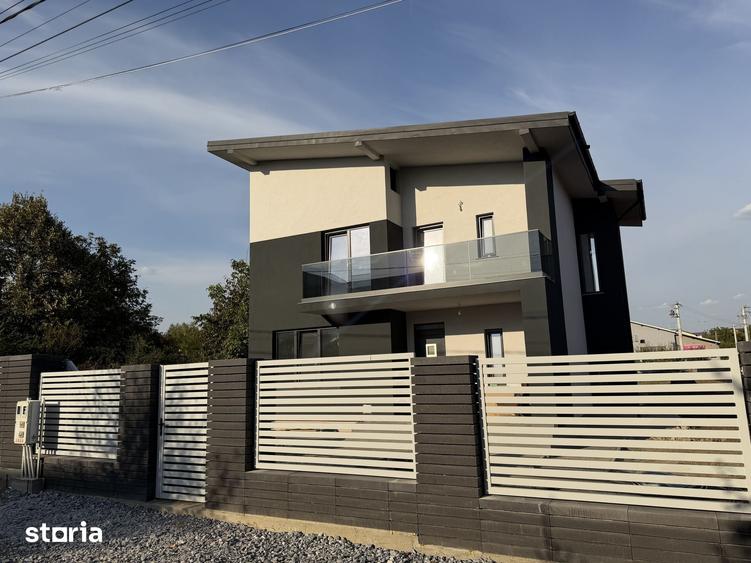 Casă cu 4 camere cu Teren 500 Mp în Miroslava