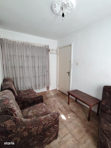Apartament cu 3 camere în Micro 9