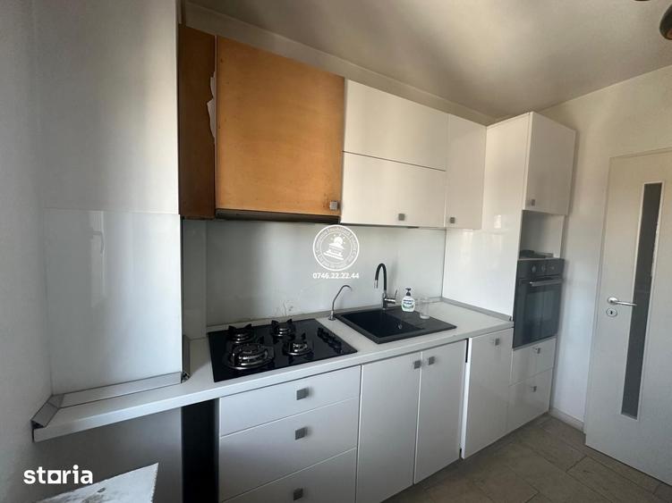 Apartament cu 4 camere decomandat în Copou