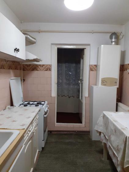 Apartament cu 2 camere decomandat în Ostroveni