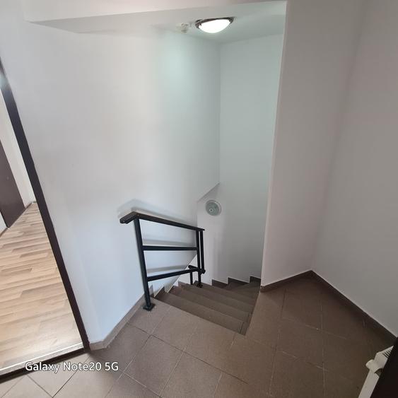 Apartament cu 4 camere în Depozite