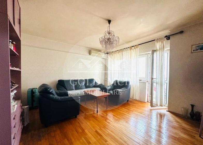 Apartament cu 4 camere decomandat, mobilat în Pantelimon