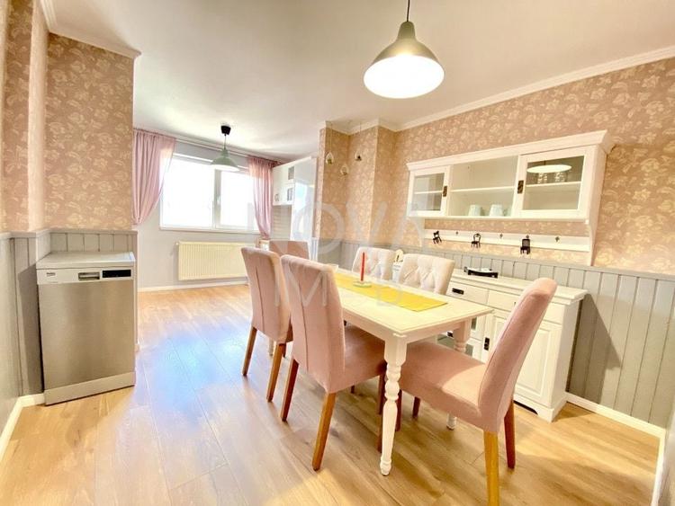 Apartament cu 3 camere decomandat, mobilat în Ștrand