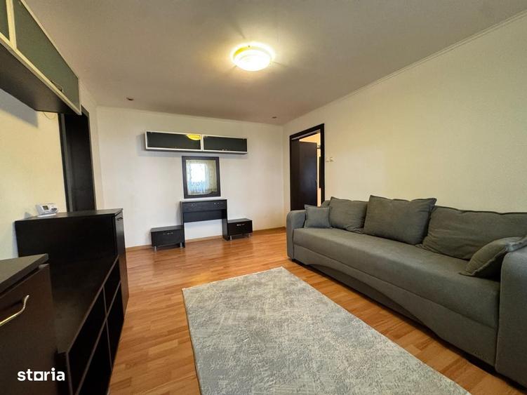 Apartament modern, in spate la Cora - 1