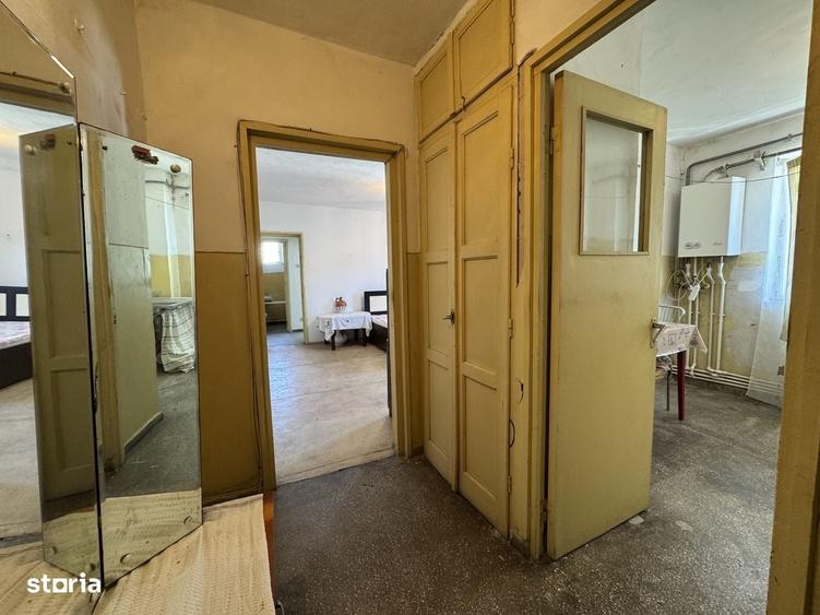 Apartament cu 2 camere semidecomandat în Zahana