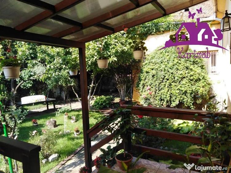 Casă cu 3 camere cu Teren 190 Mp în Central