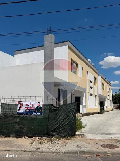 Casă cu 4 camere cu Teren 1200 Mp în Brestei