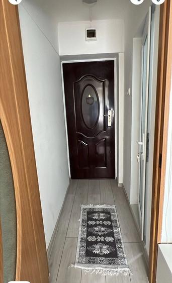 Garsonieră semidecomandată în Central