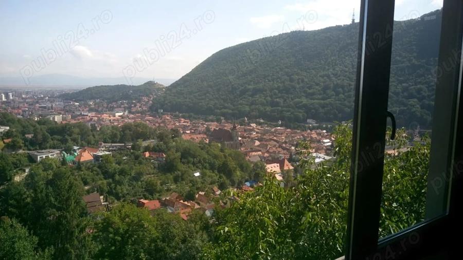 Apartament cu 3 camere decomandat în Centrul Istoric