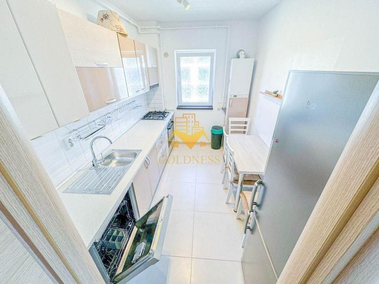Apartament cu 2 camere semidecomandat, mobilat în Bună Ziua
