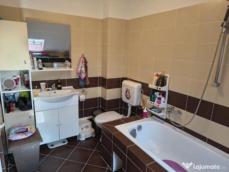 Apartament cu 2 camere decomandat în Burdujeni