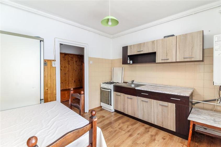 Apartament cu 2 camere decomandat, mobilat în Plopilor