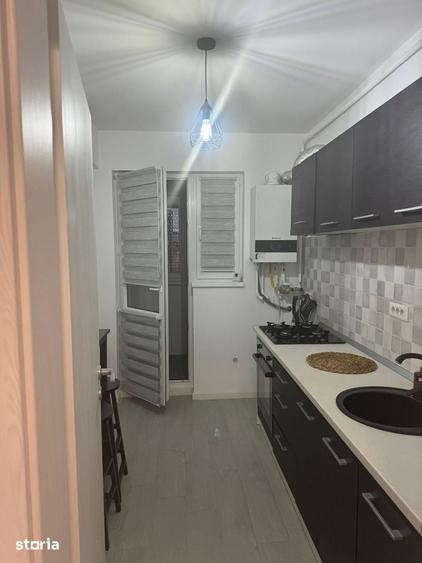 Garsonieră decomandată în Central