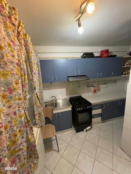Apartament cu 3 camere decomandat în George Enescu