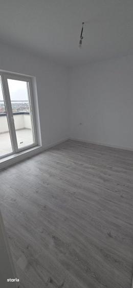 Apartament cu 3 camere decomandat în Ultracentral