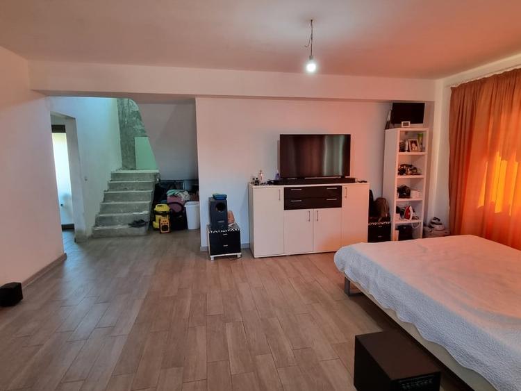 Casă individuală cu 4 camere cu Teren 500 Mp în Gherăiești