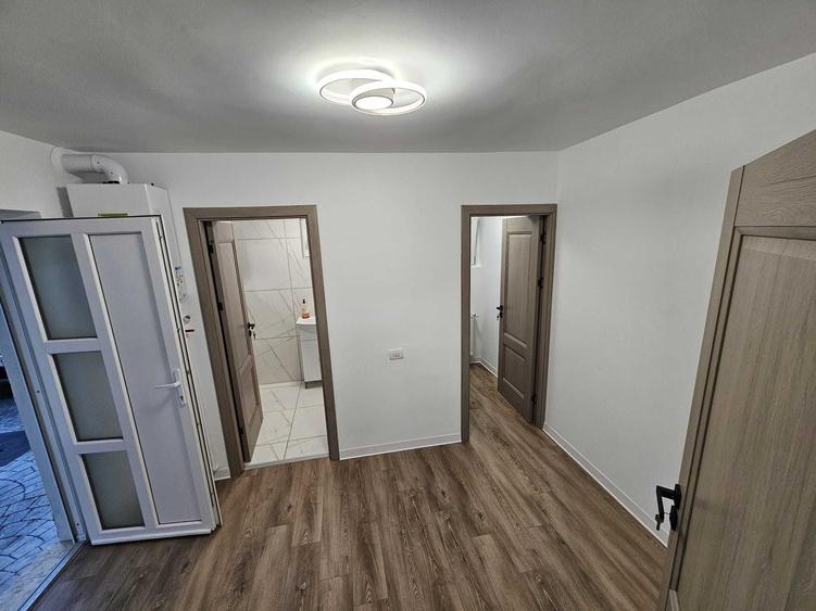 Spațiu comercial, de 120 mp, în Brătianu